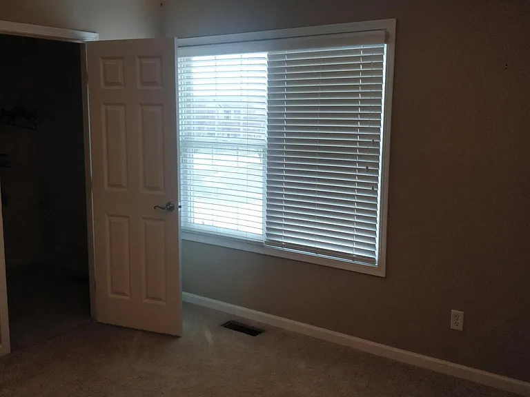 1196 Onyx Ln — Photo 14