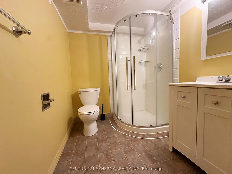 1236 Clyde Ave #2 — Photo 16