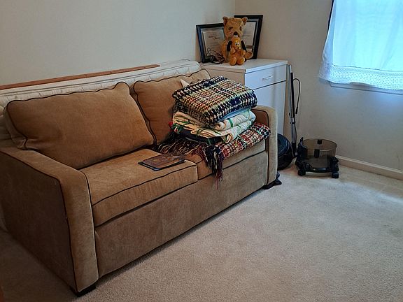 5th image of 4684 Earhart Drive