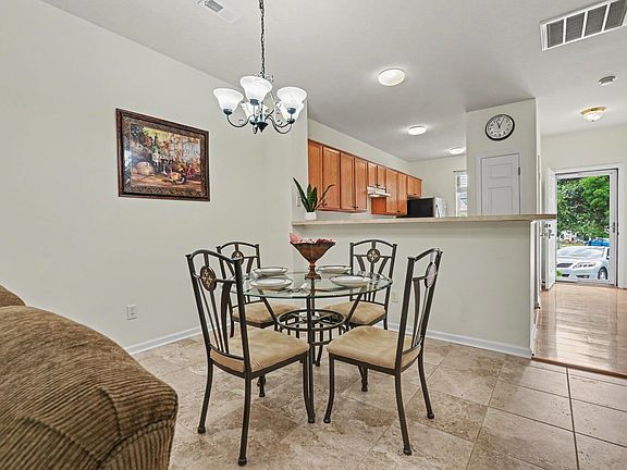 5th image of 3021 White Cloud Cir