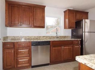 20 Quaboag St, Worcester, MA 01602