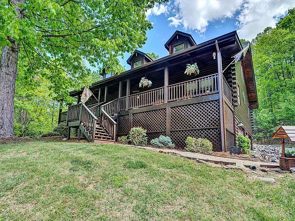 3rd image of 634 Zimmerman Rd