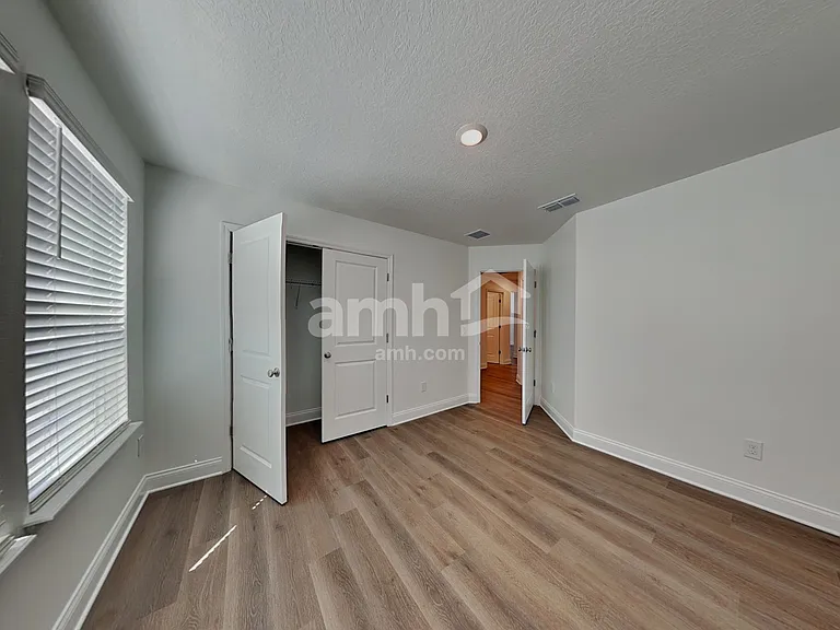 16397 Aubergine Aly — Photo 15