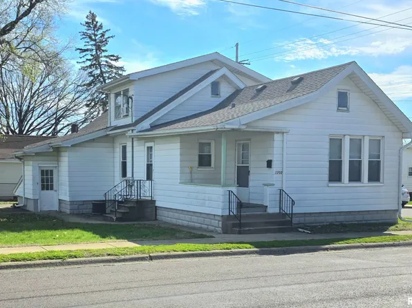 1208 E Division Ave, Peoria Heights, IL 61616