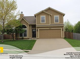 21319 W 51st Pl, Shawnee, KS 66218
