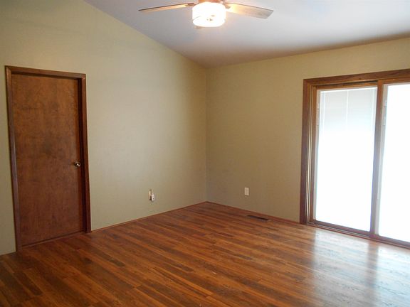 5th image of 307 S Davidson Ave