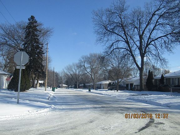 4th image of 5311 54th Ave N