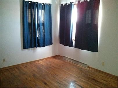 2nd image of 1359 N 7th St