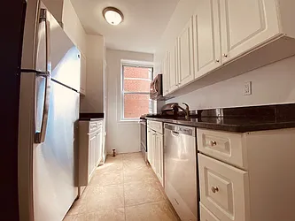 Rented by Silverstein Collection LLC 