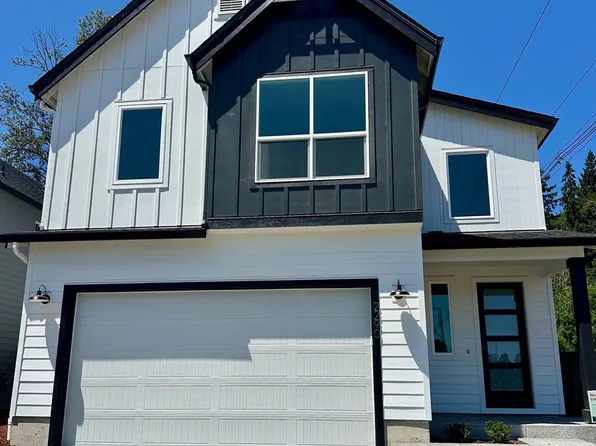 2290 Ash St #12, Woodland, WA 98674