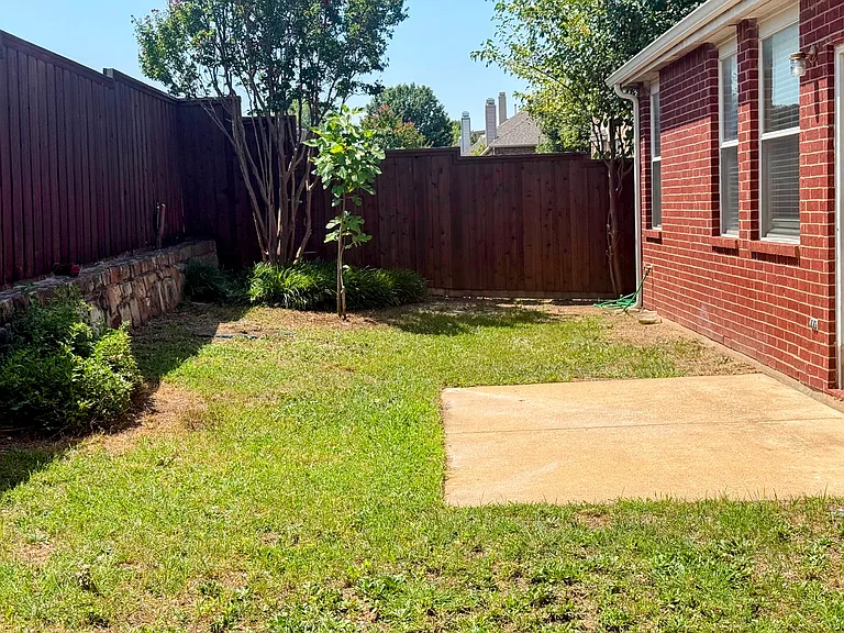 9736 Indian Canyon Dr — Photo 18