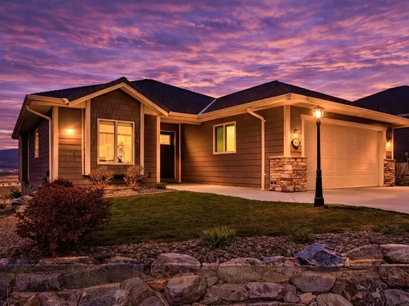 3874 Escena Dr, Kelowna, BC V1X 8E4