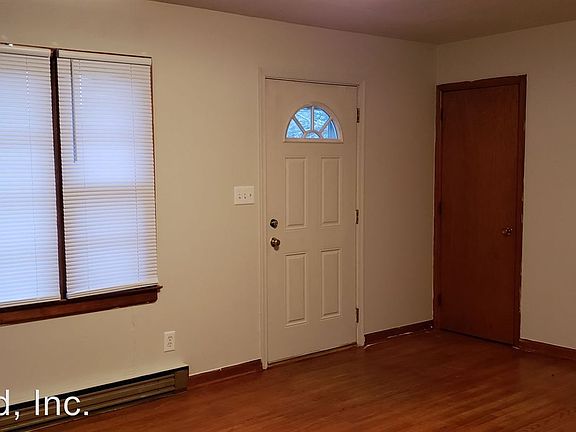 4th image of 13180 Richmond Hwy