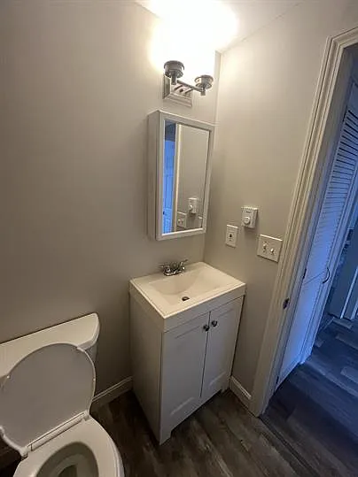 236 Green St #4 — Photo 9