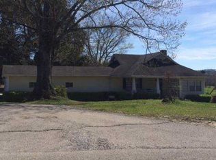3720 Old Middlesboro Hw, Speedwell, TN 37870