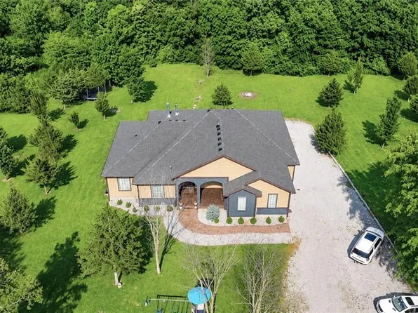 23500 Hope Ln, Sedalia, MO 65301