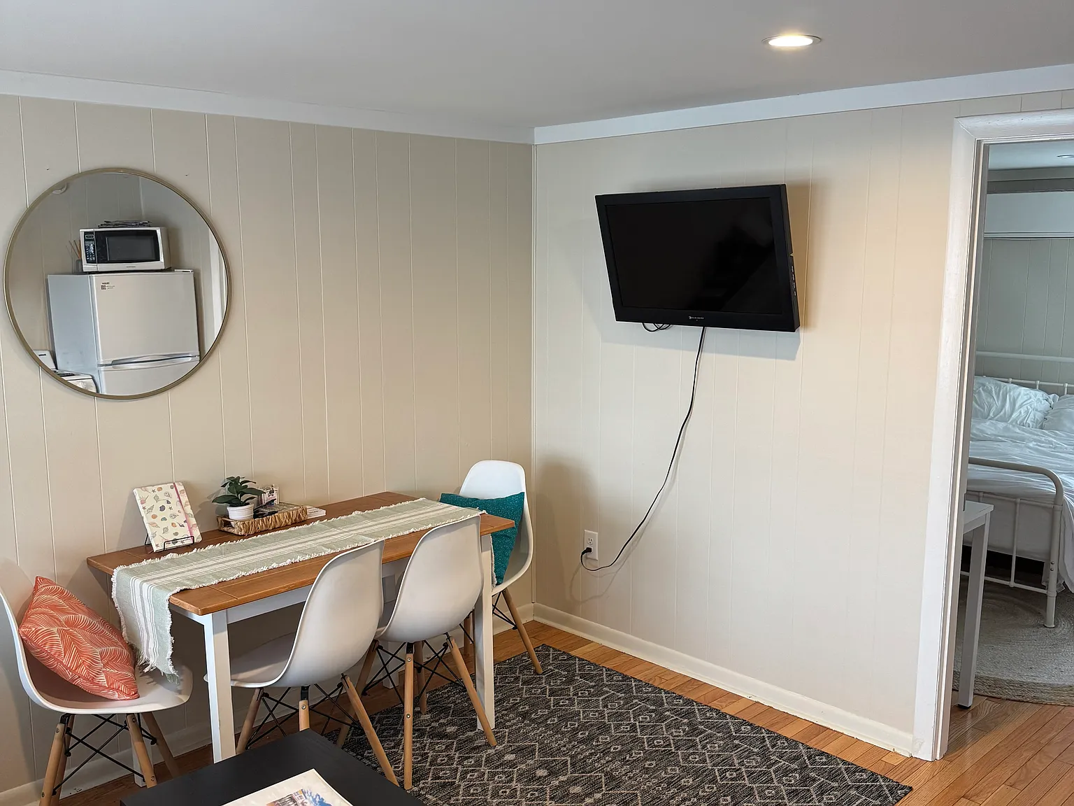 1 bed, 268 sqft, $1,750 — Photo 3