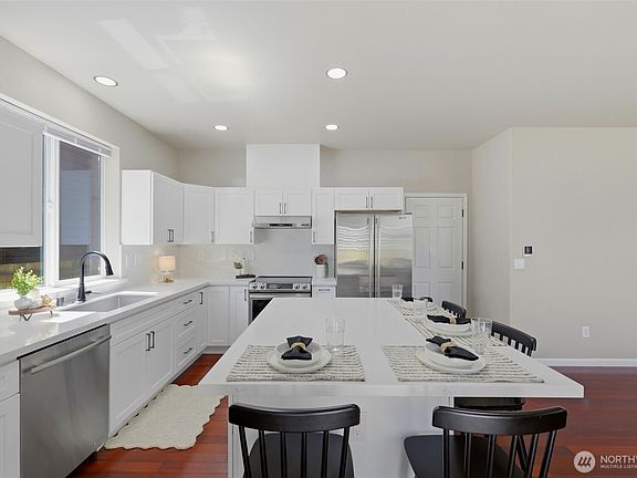5th image of 19215 25th Avenue SE