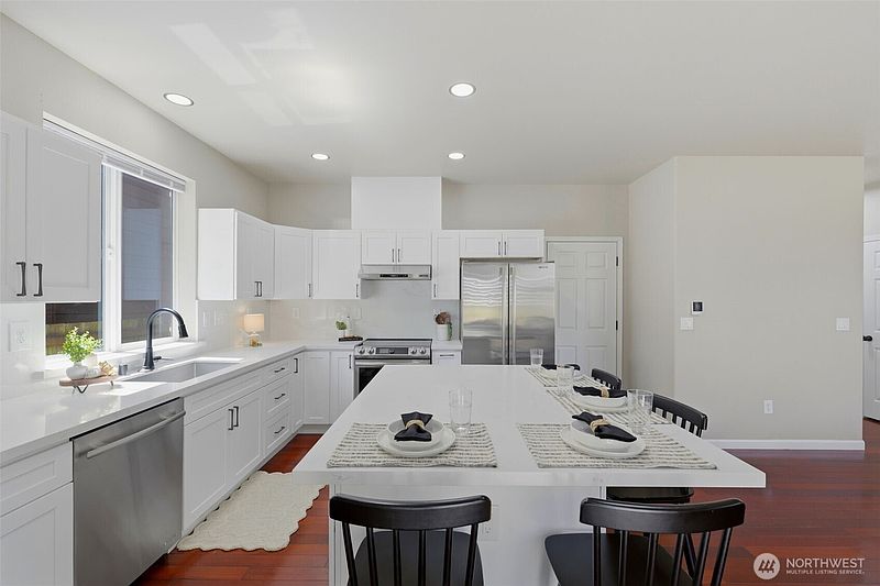 5th image of 19215 25th Avenue SE