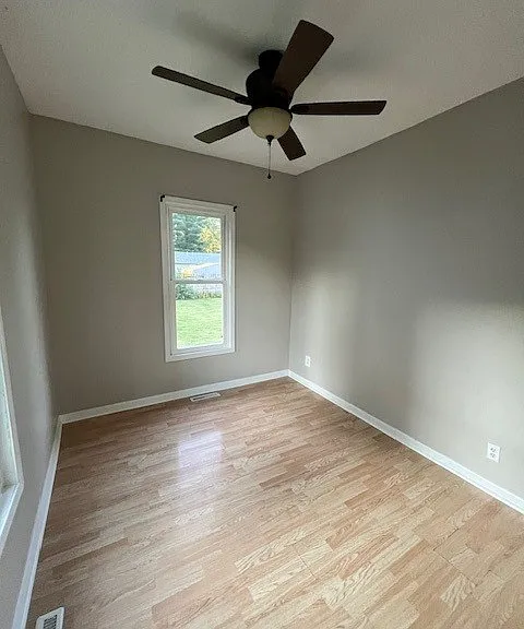 303 E Center St — Photo 13