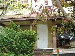 2nd image of 1026 E Breckenridge St