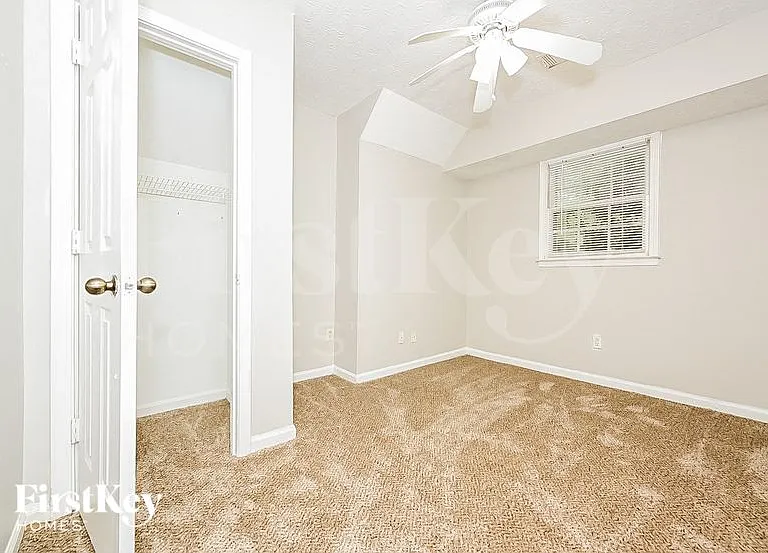 1247 Mountain Dr NE — Photo 13