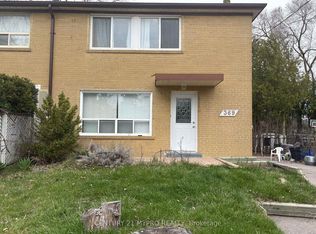 369 Taylor Mills Dr N, Richmond Hill, ON L4C 2V1