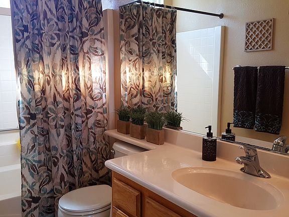4th image of 5812 Coral Haven Ct