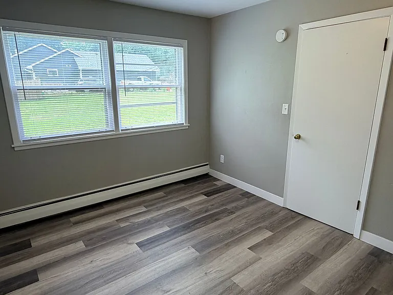 834 Allen Avenue — Photo 5