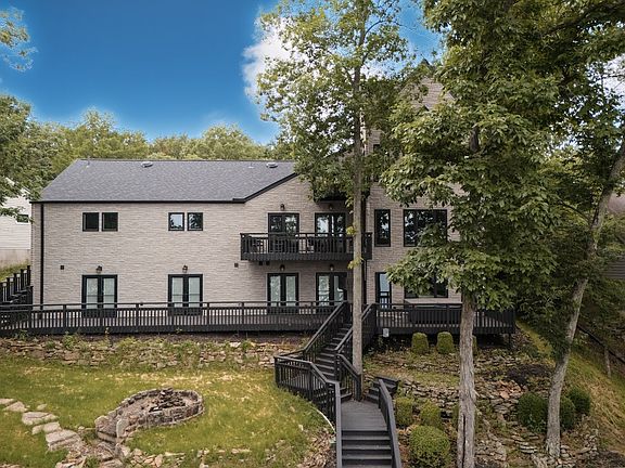 2nd image of 1225 Pebble Point Rd