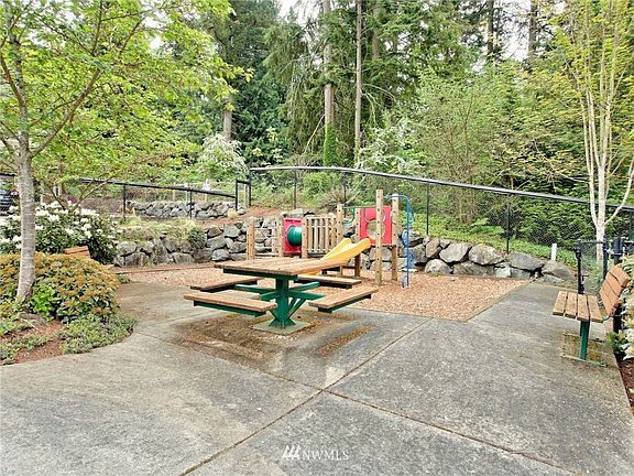 3rd image of 24066 40th Ln SE