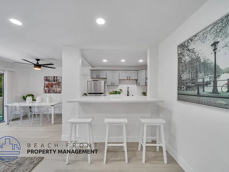 5311 Hermitage Ave. — Photo 9