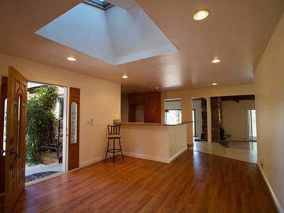 2nd image of 1054 Whispering Pines Dr