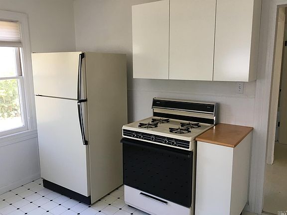 5th image of 2050 Madison St