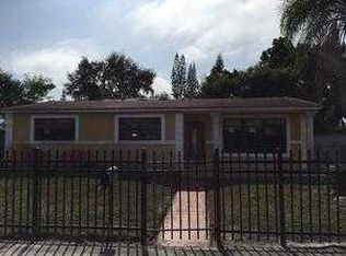 3520 NW 170th St, Miami Gardens, FL 33056