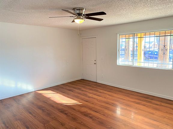 3rd image of 2844 N 57th Ave