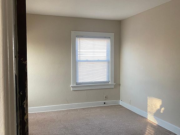 3rd image of 650 Yale Ave