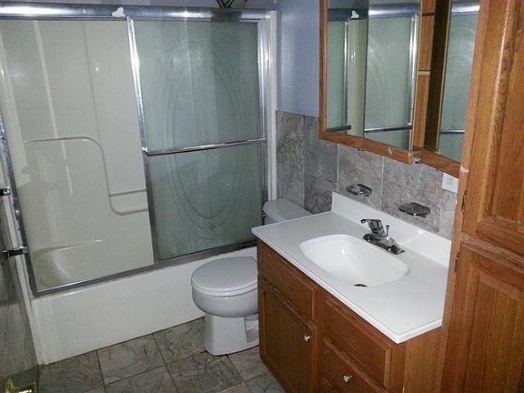 5th image of 3155 S Rosewood Blvd