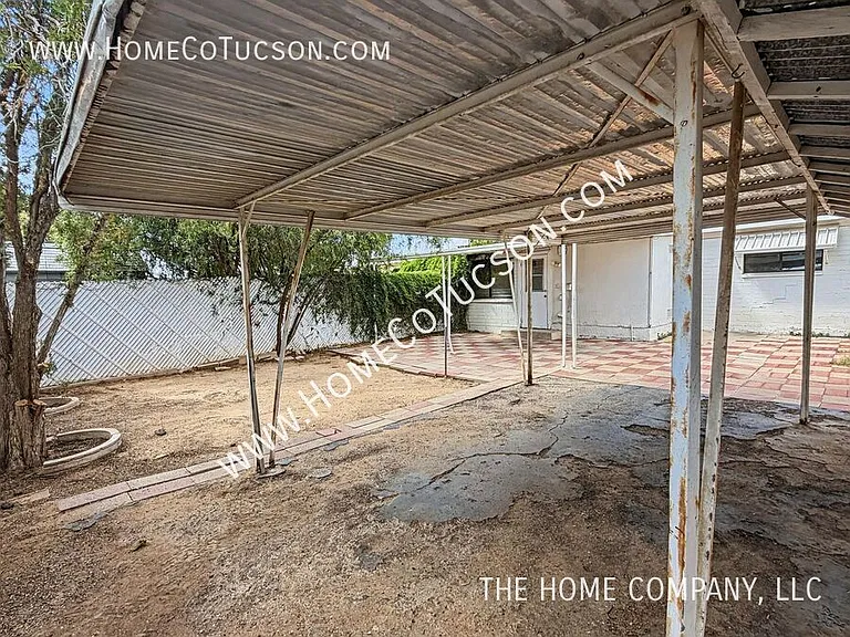 4938 S Highland Dr — Photo 15