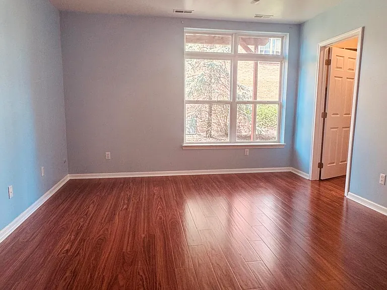 37572 Newburgh Park Cir #33 — Photo 39