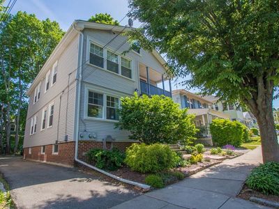 61 12th St #1, Providence, RI, 02906