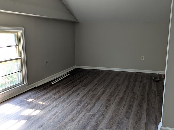 5th image of 806 Winthorne Ct