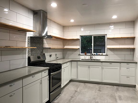 2nd image of 853 N 7th St