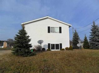 1404 & 140 W Division St, Cadillac, MI 49601