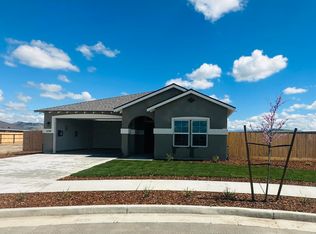 1154 S Mesa Oak St, Porterville, CA 93257