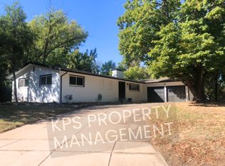 2531 N Roosevelt Ave, Wichita, KS 67220