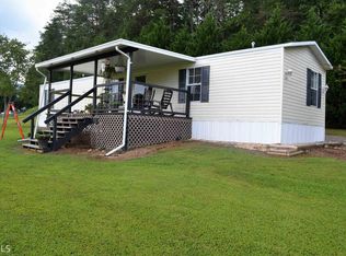 9315 Gumlog Rd, Young Harris, GA 30582