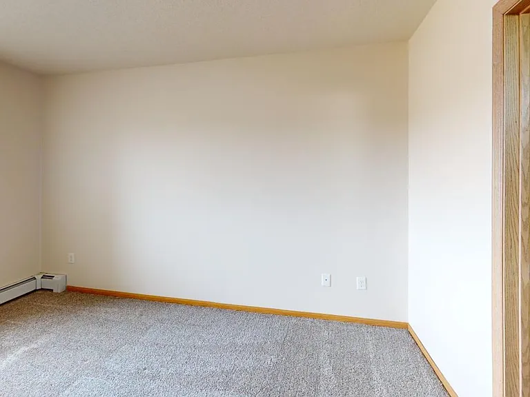 Westport Apartments — Photo 35