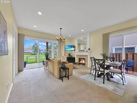 4th image of 32082 SW Charbonneau Dr