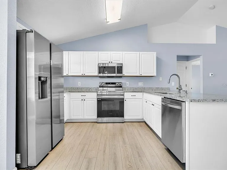 1708 Blue Lake Cir — Photo 15